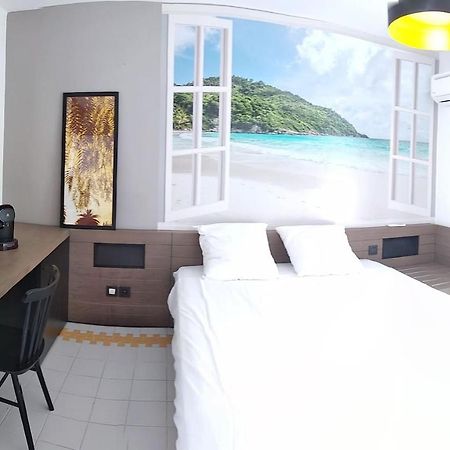 Studio Avec Grande Piscine, Plage Vanille Caraibes Сен-Франсуа Экстерьер фото