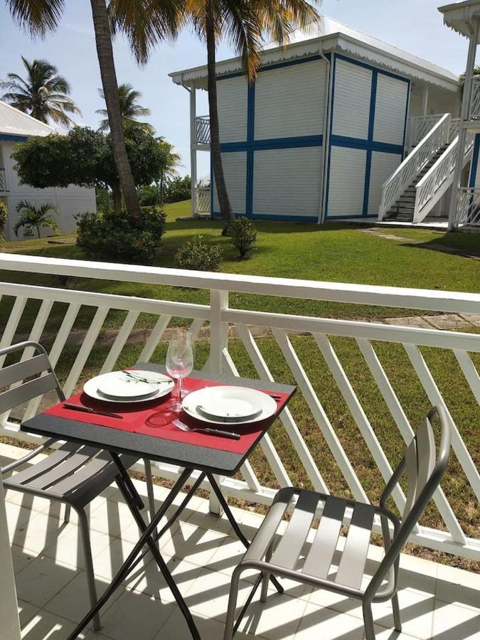Studio Avec Grande Piscine, Plage Vanille Caraibes Сен-Франсуа Экстерьер фото