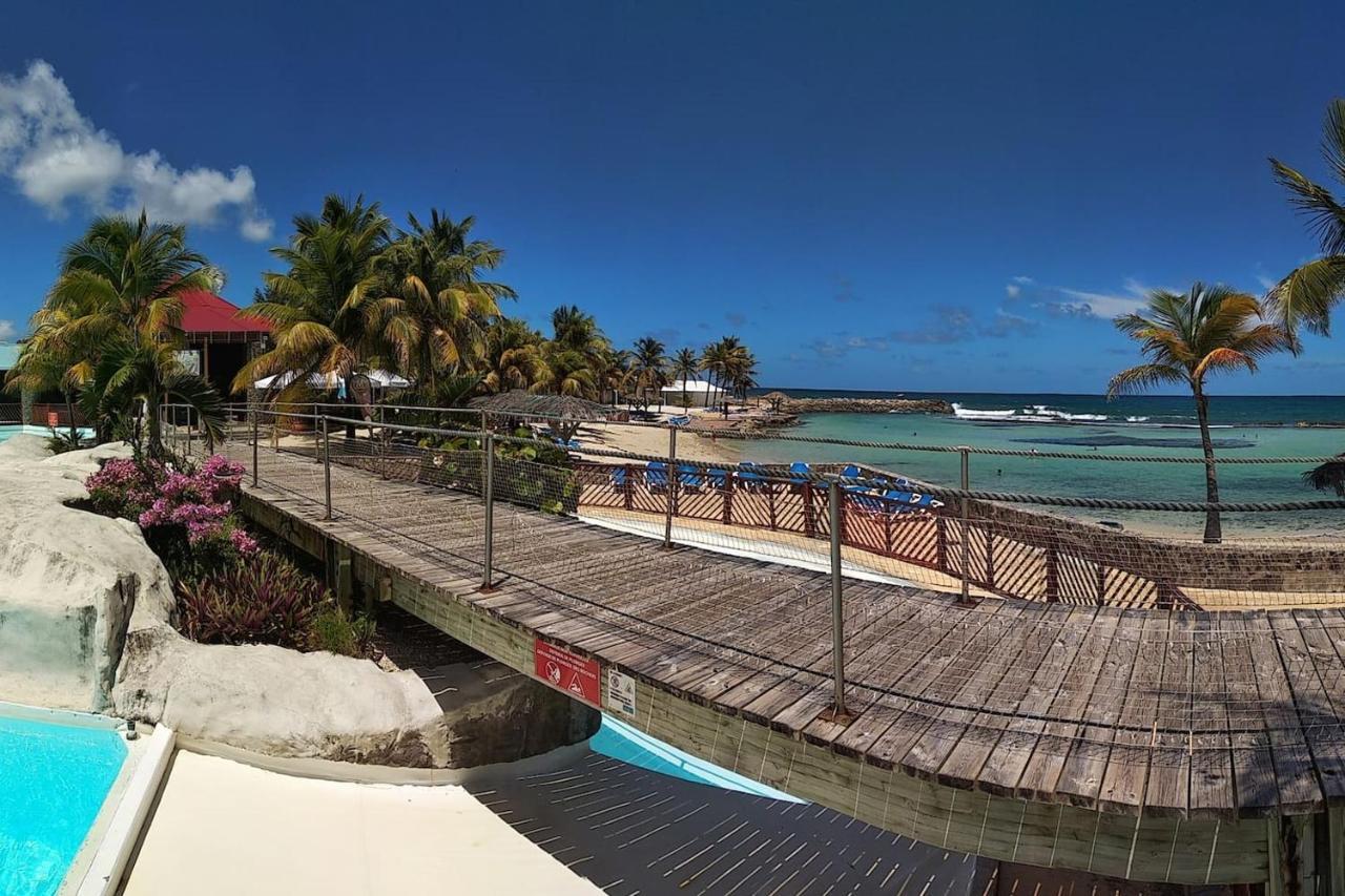 Studio Avec Grande Piscine, Plage Vanille Caraibes Сен-Франсуа Экстерьер фото